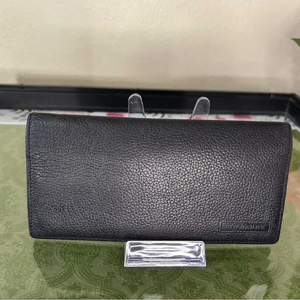 Father’s Day Burberry Black Leather Bifold Wallet w/ Nova Check Interior Slot